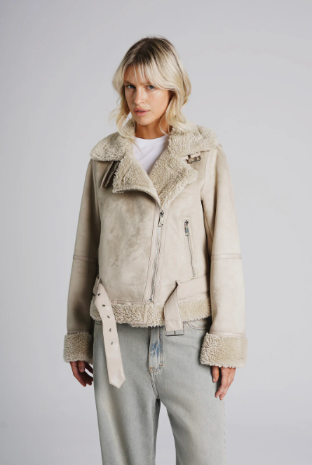 BATUK WOMAN CAMPERA AZUCENA LISO W25