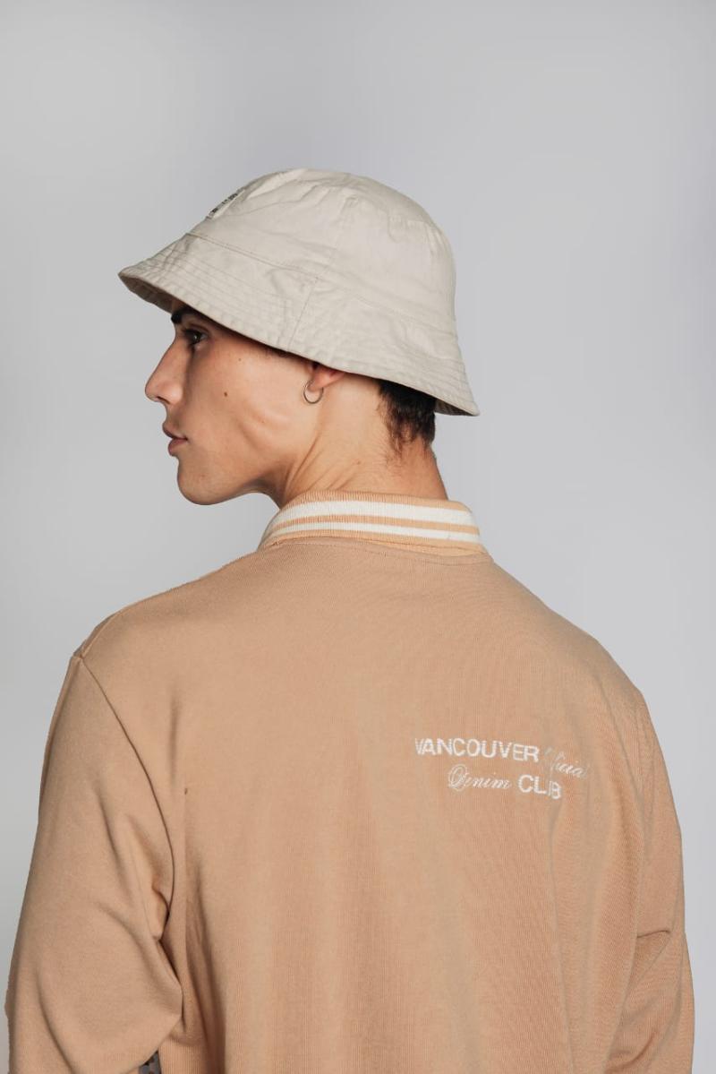 VANCOUVER BUZO LILO W24