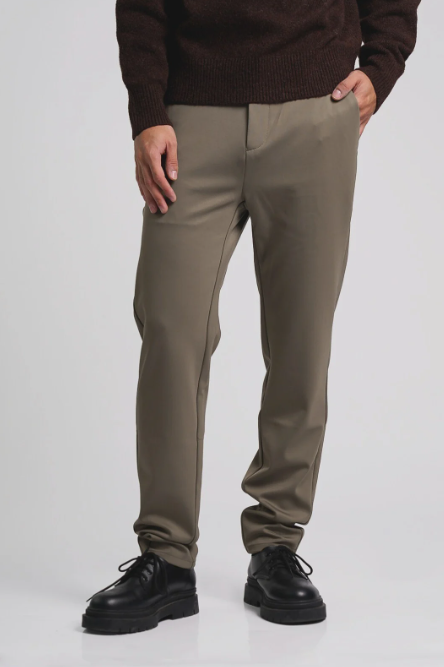 BATUK PANTALÓN CHINO ARDENNER W25