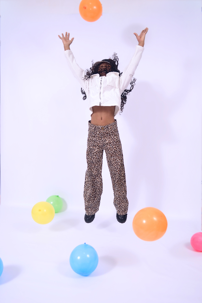 ALEXIS JEANS NA WIDE LEG ANIMAL PRINT W24