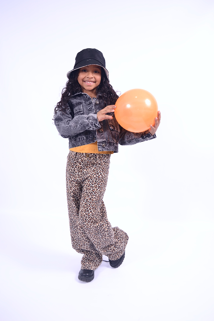 ALEXIS JEANS NA WIDE LEG ANIMAL PRINT W24