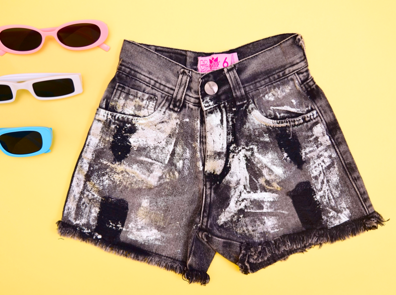 ALEXIS SHORT NA NEGRO LAVADO C/BRILLO V25