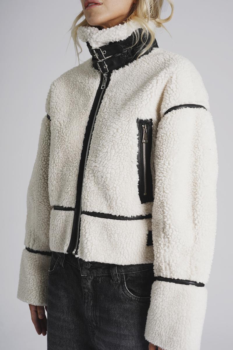 BATUK WOMAN CAMPERA GUARIA W25