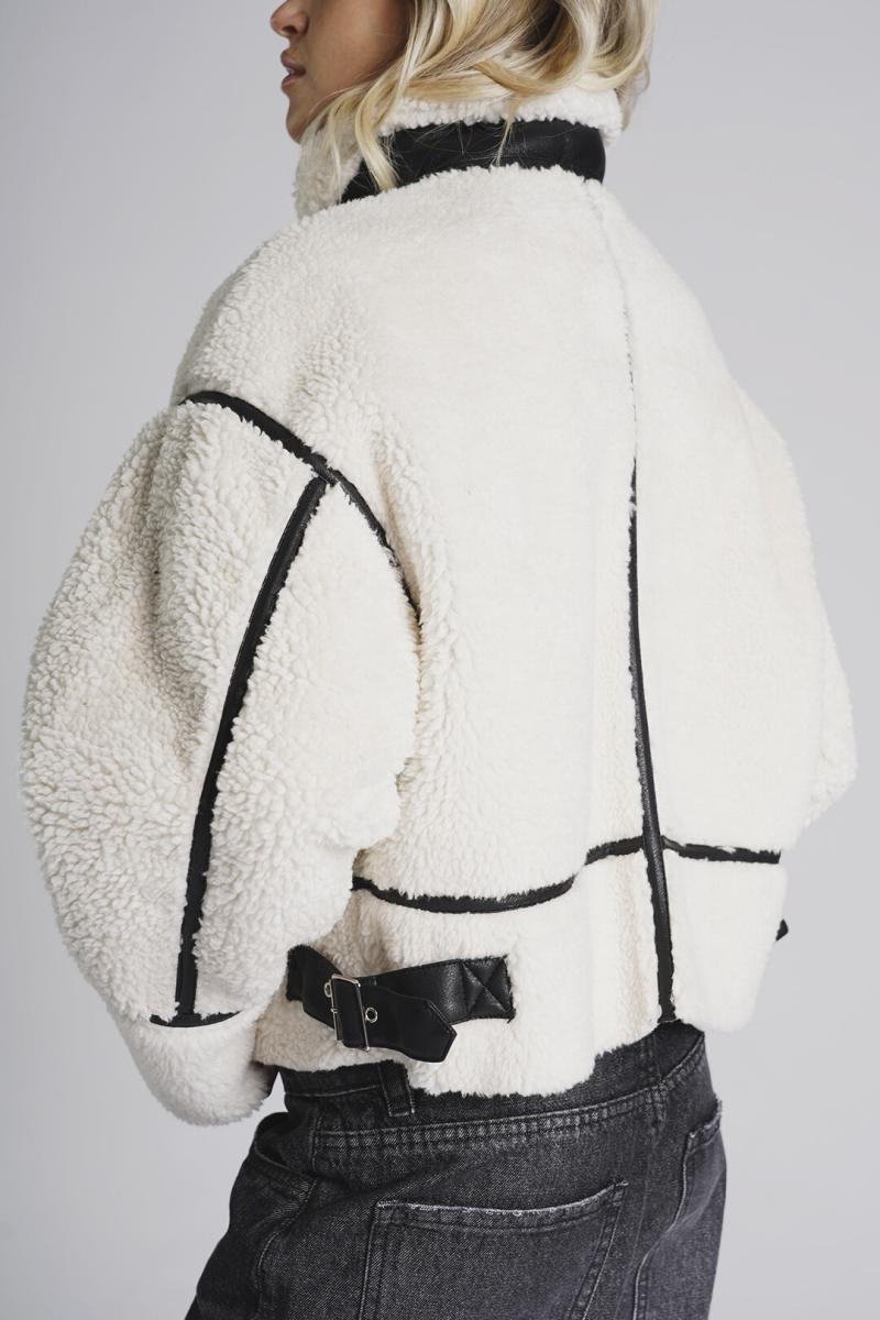 BATUK WOMAN CAMPERA GUARIA W25