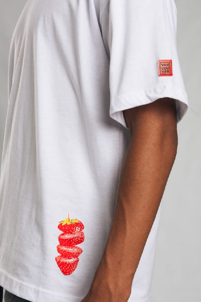 VANCOUVER REMERA OVERSIZE BERRY V25