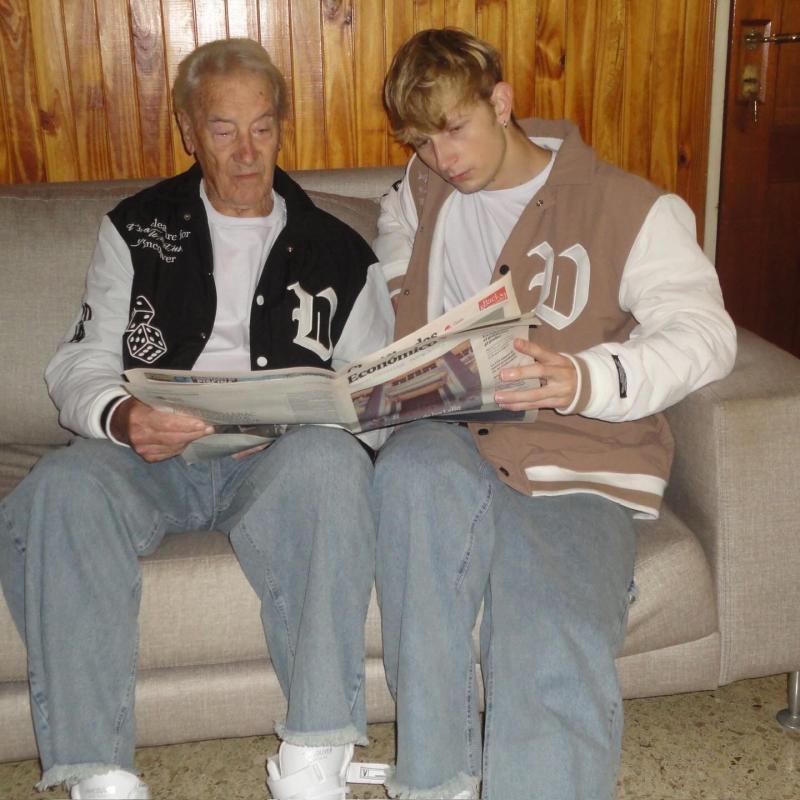 VANCOUVER CAMPERA BAD UNIVERSITARIA W24