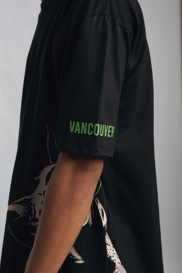 VANCOUVER REMERA DOGGO V25