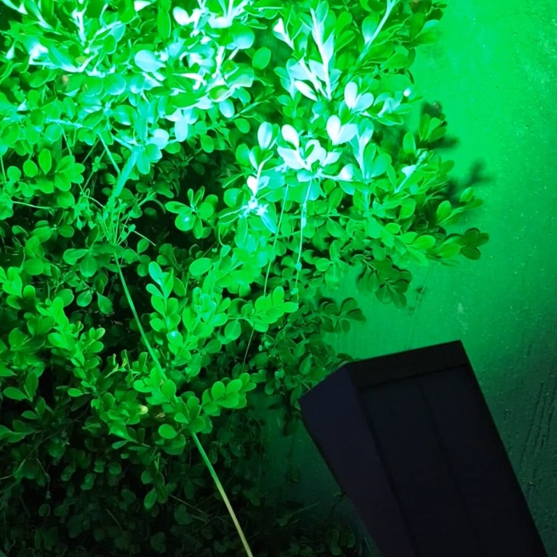 Estaca Solar Exterior Para Jardin Ip65 Yarlux Luz Rgb