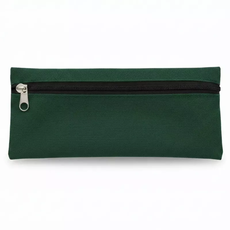 Cartuchera escolar lisa económica de tela cordura con cierre reforzado.