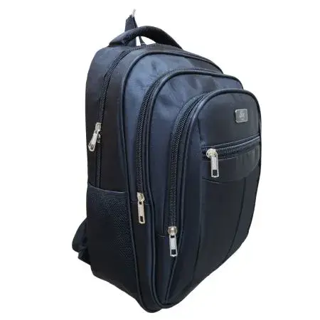 Mochila porta notebook reforzada premium color negro con espalda acolchada y múltiples compartimentos.