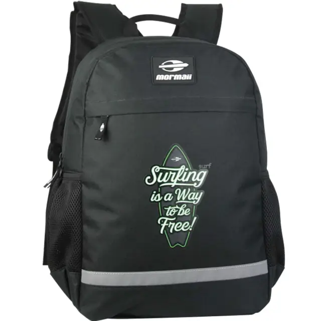 Mochila urbana cómoda con espalda acolchada y tiras reforzadas para peso pesado.