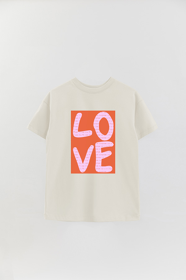 REMERA OVER ESTAMPADA LOVE