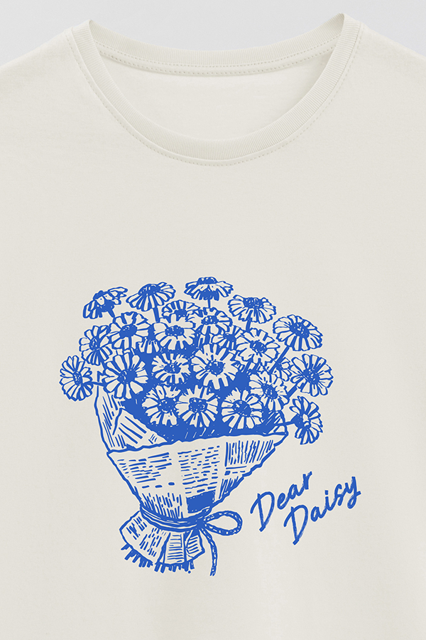 REMERA BASICA ESTAMPADA HD DEAR DAISY