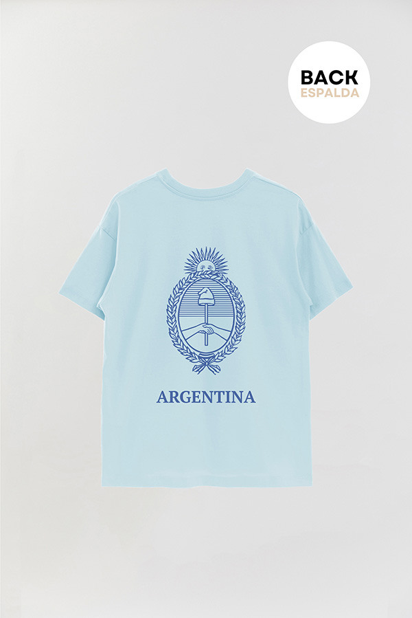 REMERA OVER ESTAMPADA ARG ESCUDO