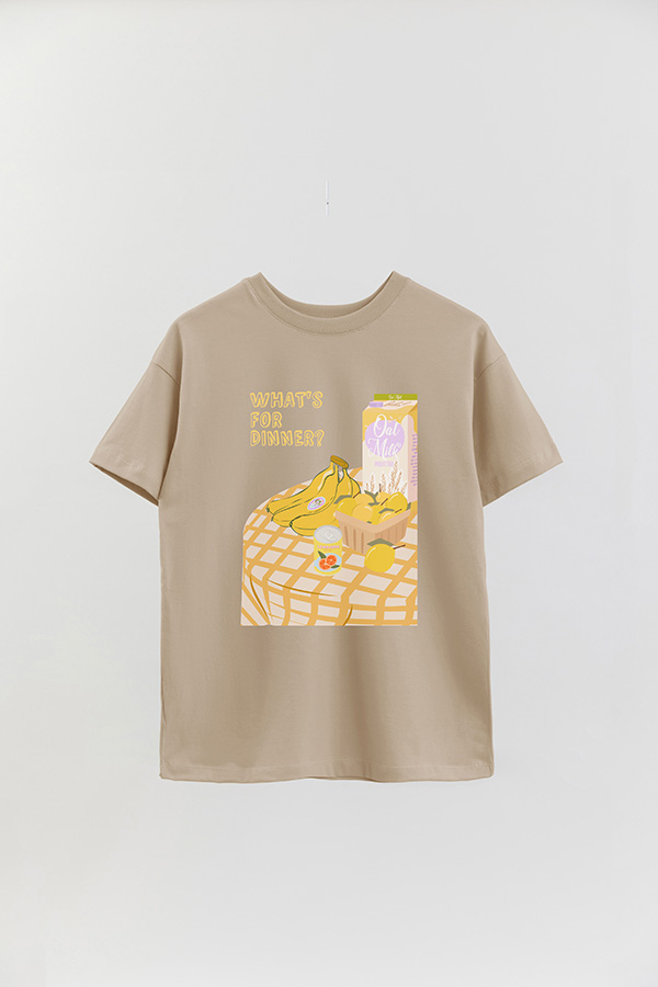REMERA OVER ESTAMPADA WHATS FOR DINNER