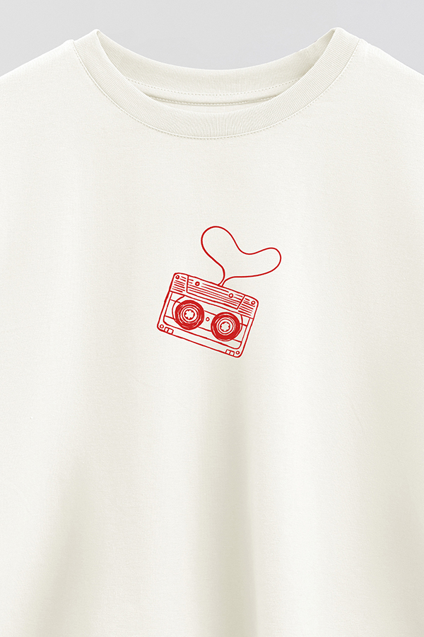 REMERA CROP ESTAMPADA VALENTINE TAPE