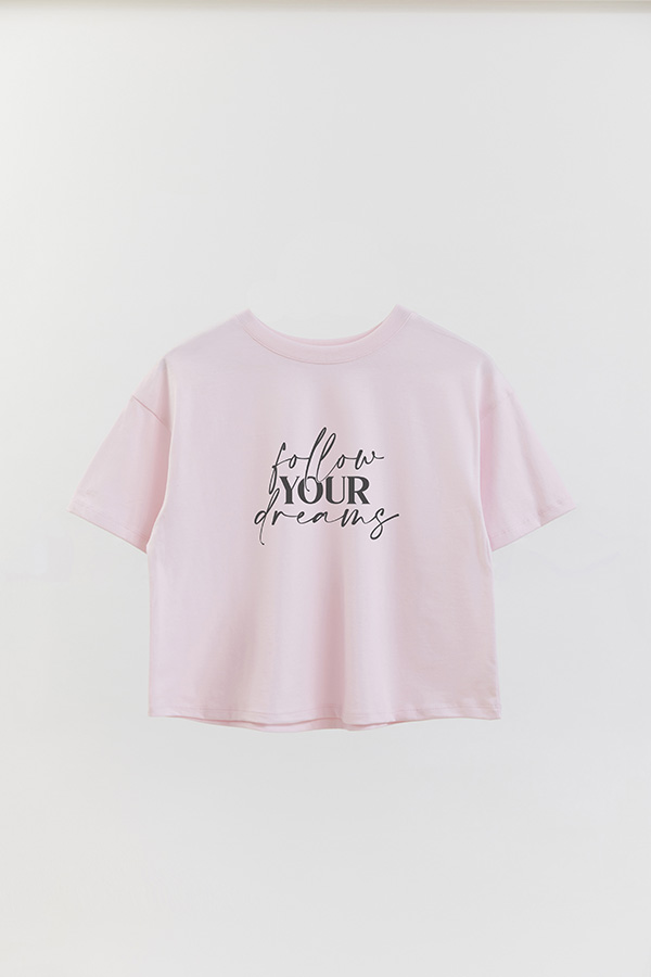 REMERA CROP ESTAMPADA ML FOLLOW YOUR DREAMS