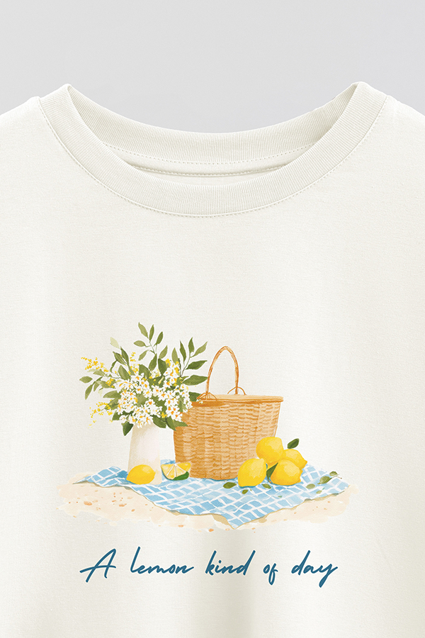 REMERA CROP ESTAMPADA COASTAL A LEMON KIND