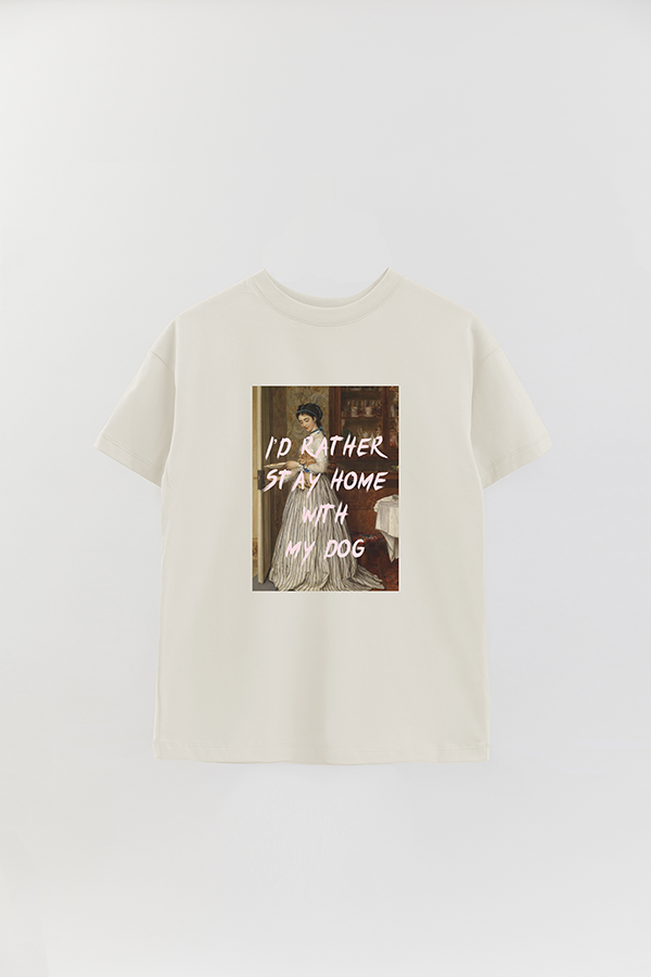 REMERA OVER ESTAMPADA ART COLLECTION 95 I'D RATHER STAY HOME