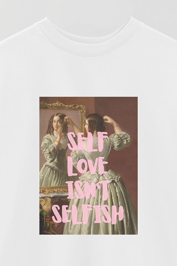 REMERA OVER ESTAMPADA ART COLLECTION 63 SELF LOVE ISN'T SELFISH