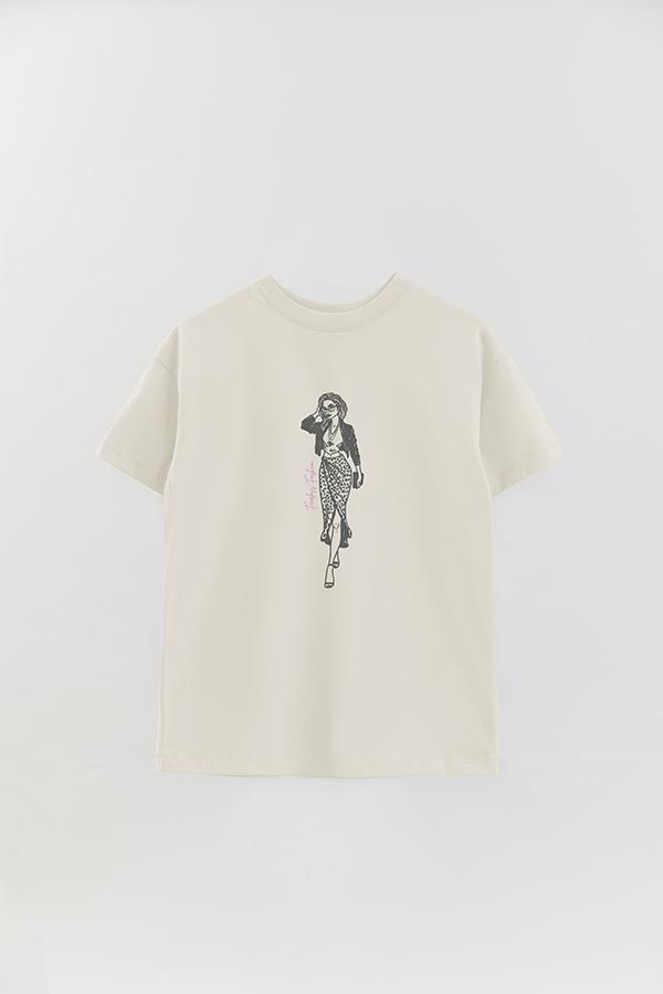 REMERA OVER ESTAMPADA TGR FEARLESS FASHION