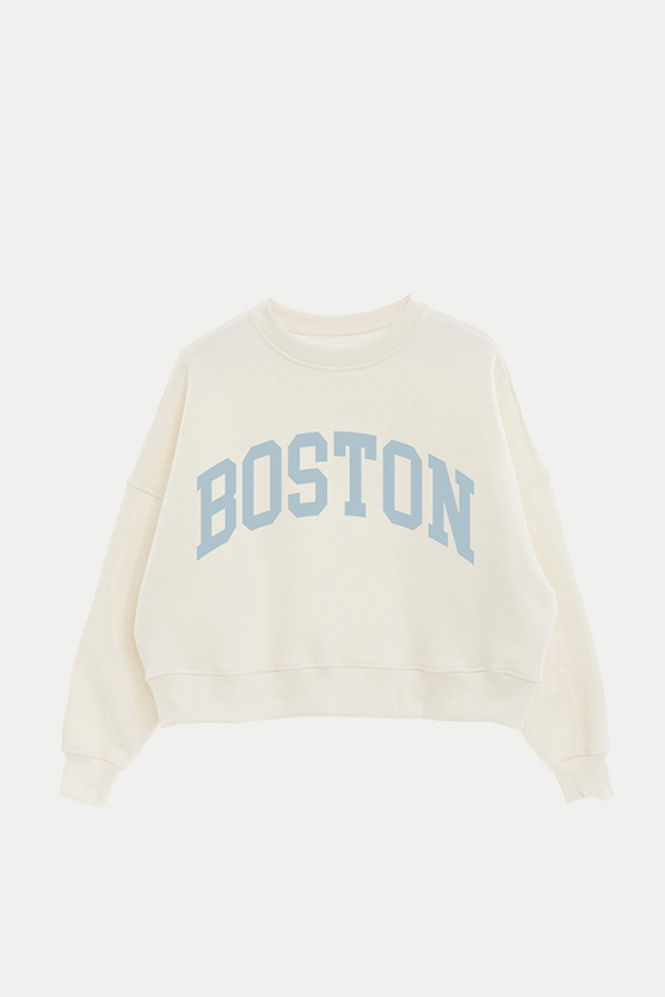 BUZO CROP ESTAMPADO VARSITY BOSTON