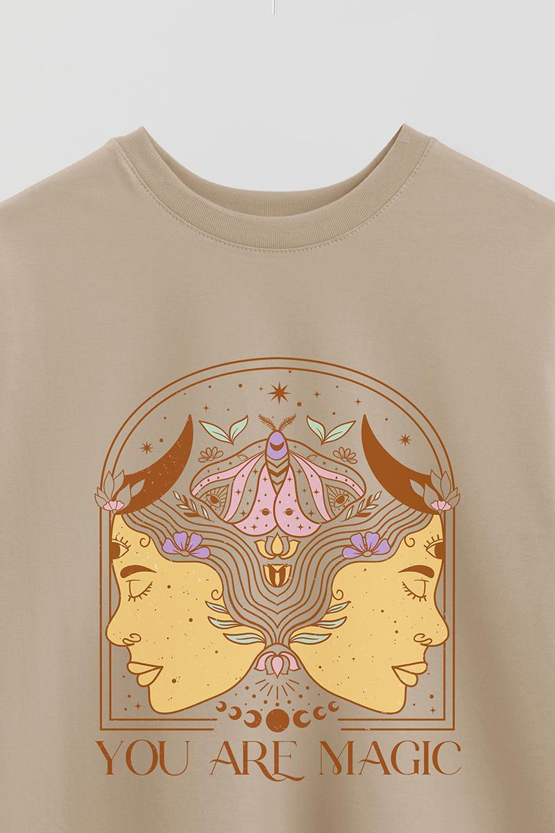 REMERA OVER ESTAMPADA MST YOU ARE MAGIC