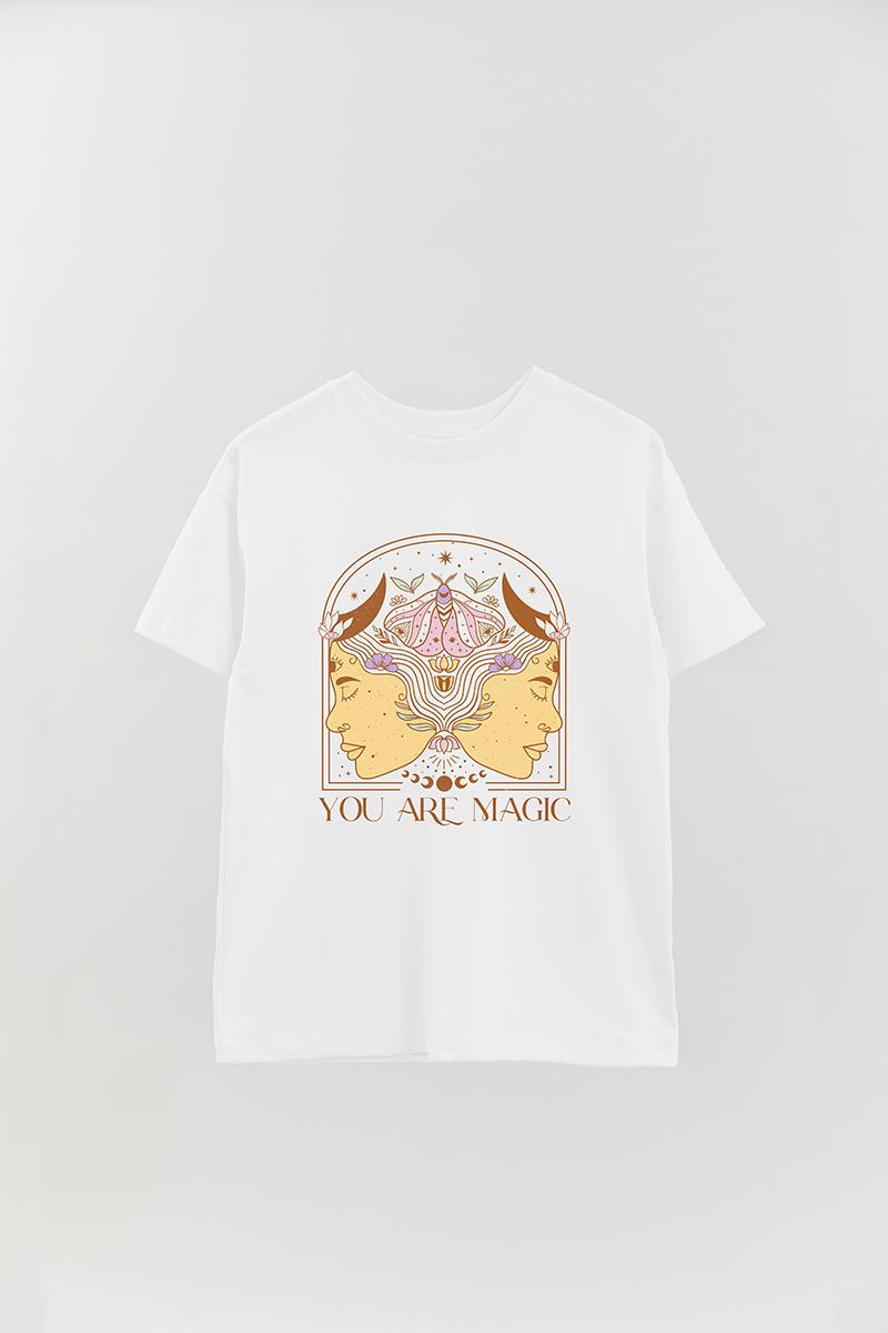 REMERA OVER ESTAMPADA MST YOU ARE MAGIC