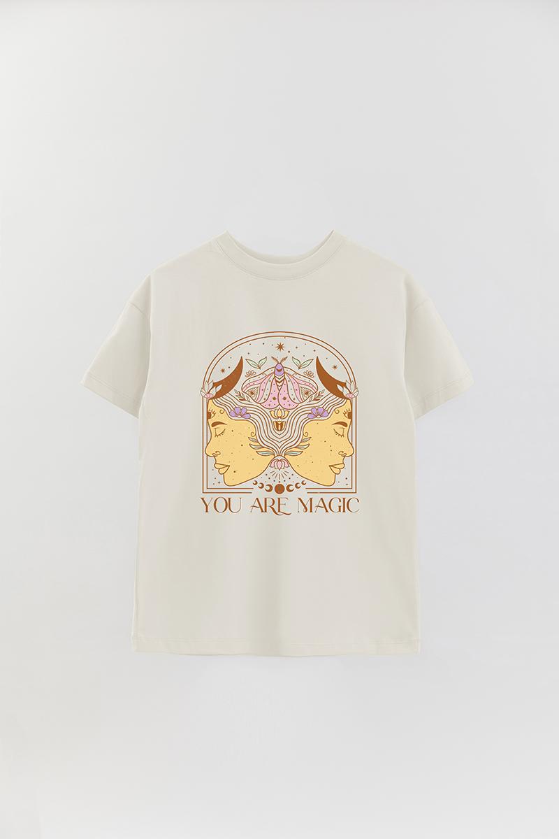 REMERA OVER ESTAMPADA MST YOU ARE MAGIC