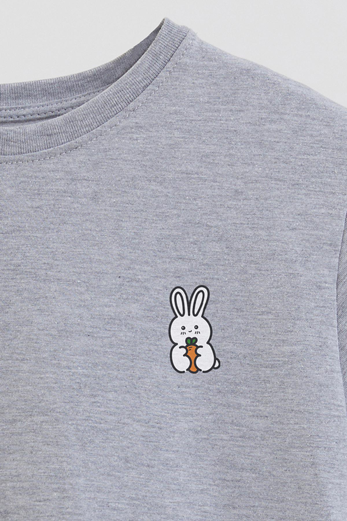 REMERA BASIC GIRL MIN BUNNY WITH CARROT