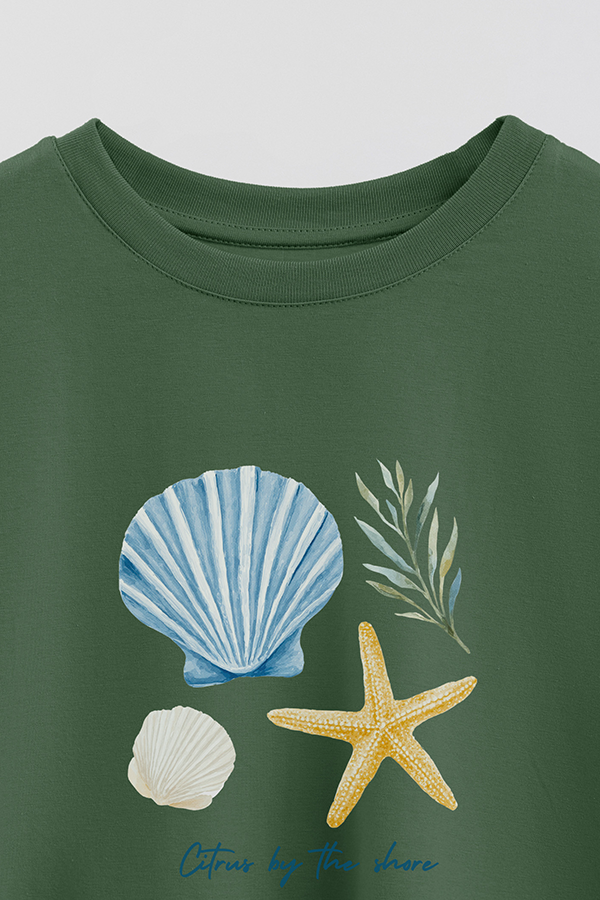 REMERA CROP ESTAMPADA COASTAL CITRUS BY THE SHORE
