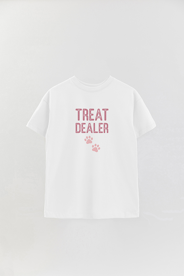 REMERA OVER ESTAMPADA DOG TREAT DEALER