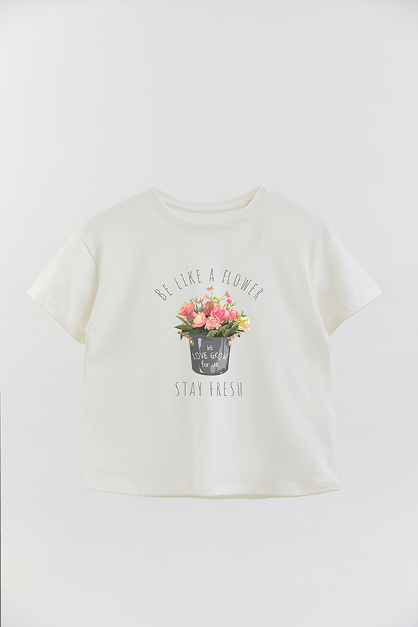 REMERA GIRL OVER BE LIKE A FLOWER