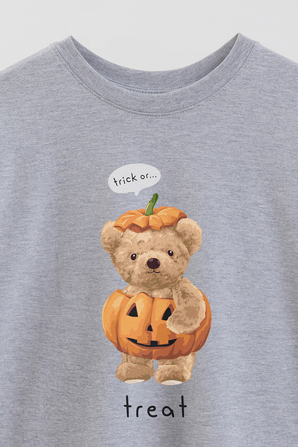 REMERA OVER ESTAMPADA UNISEX TEDDY TRICK OR TREAT