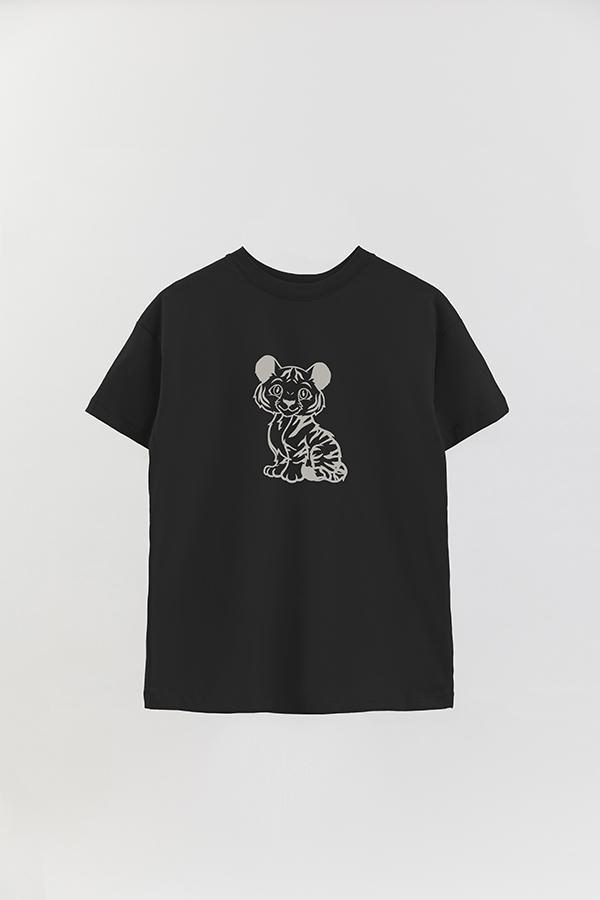REMERA OVER ESTAMPADA TGR BABY TIGER