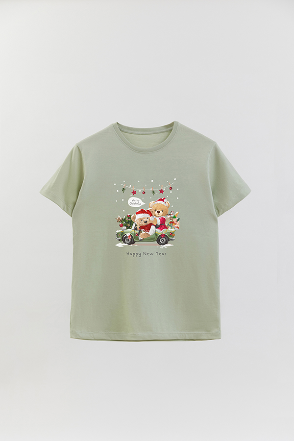 REMERA BASICA ESTAMPADA CHRISTMAS MERRY CHRISTMAS TRUCK