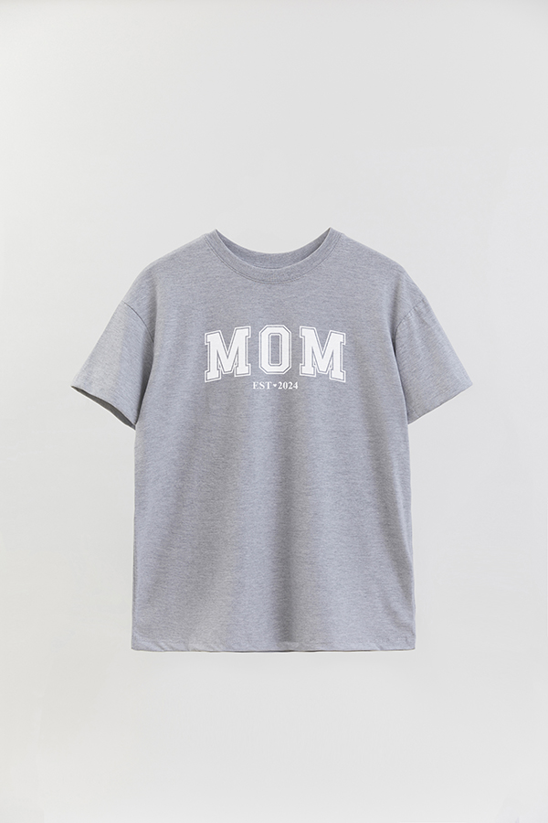 REMERA OVER ESTAMPADA DDP SCHOOL MOM