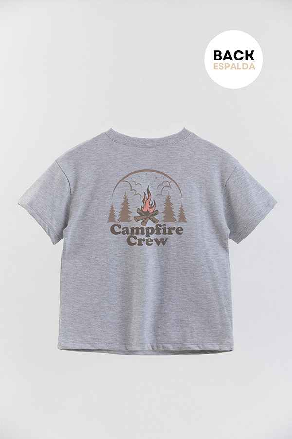 REMERA BOY OVER RETRO ADVENTURE CAMPFIRE