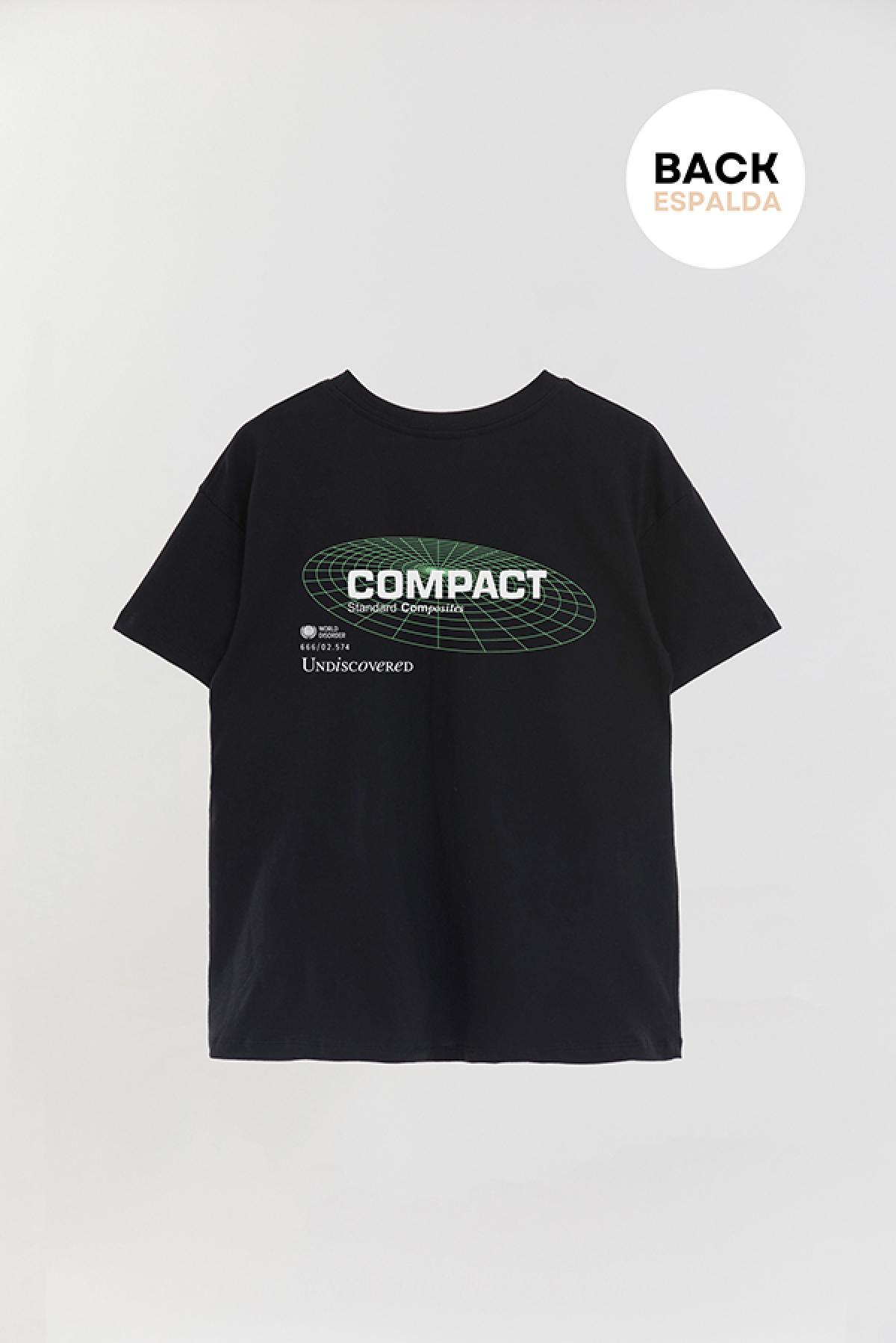 REMERA OVER FB URBAN ST2 COMPACT UNDISCOVERED