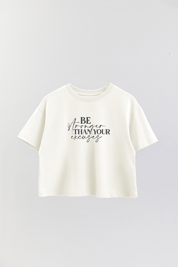 REMERA CROP ESTAMPADA ML BE STRONGER