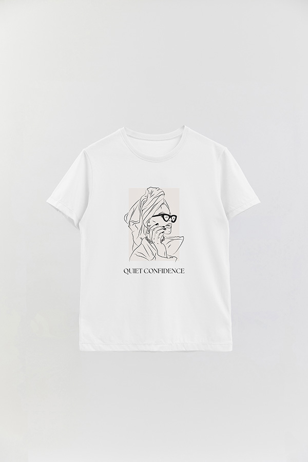 REMERA BASICA ESTAMPADA QUIET CONFIDENCE