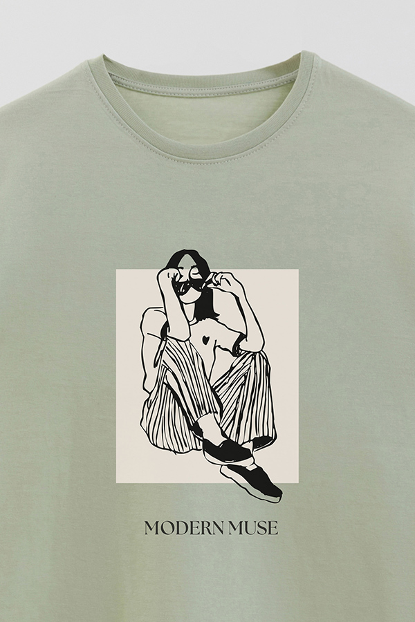 REMERA BASICA ESTAMPADA MODERN MUSE
