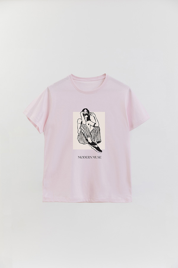 REMERA BASICA ESTAMPADA MODERN MUSE