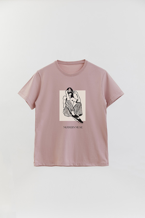 REMERA BASICA ESTAMPADA MODERN MUSE