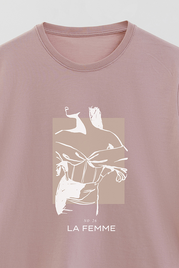 REMERA BASICA ESTAMPADA FEMME 26