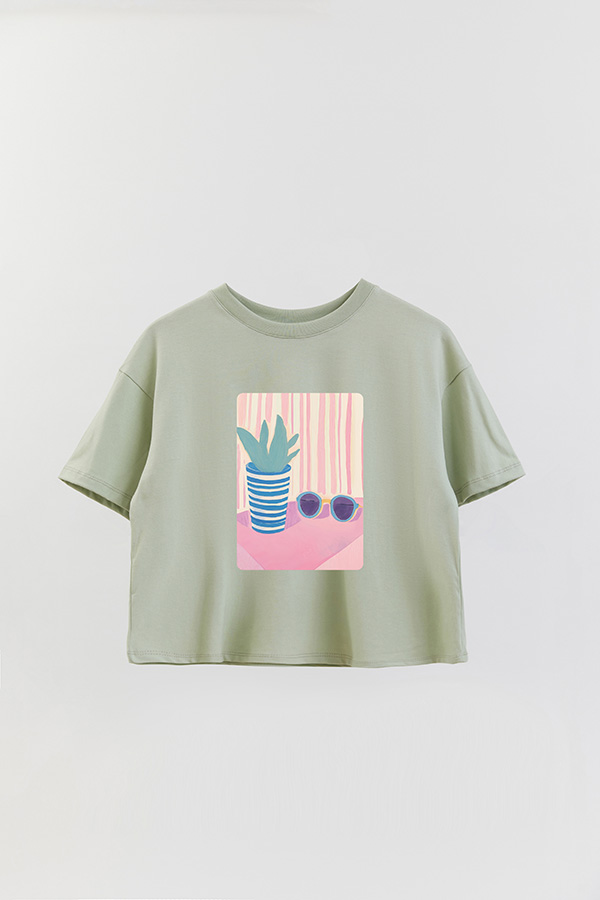 REMERA CROP ESTAMPADA PASTEL 23