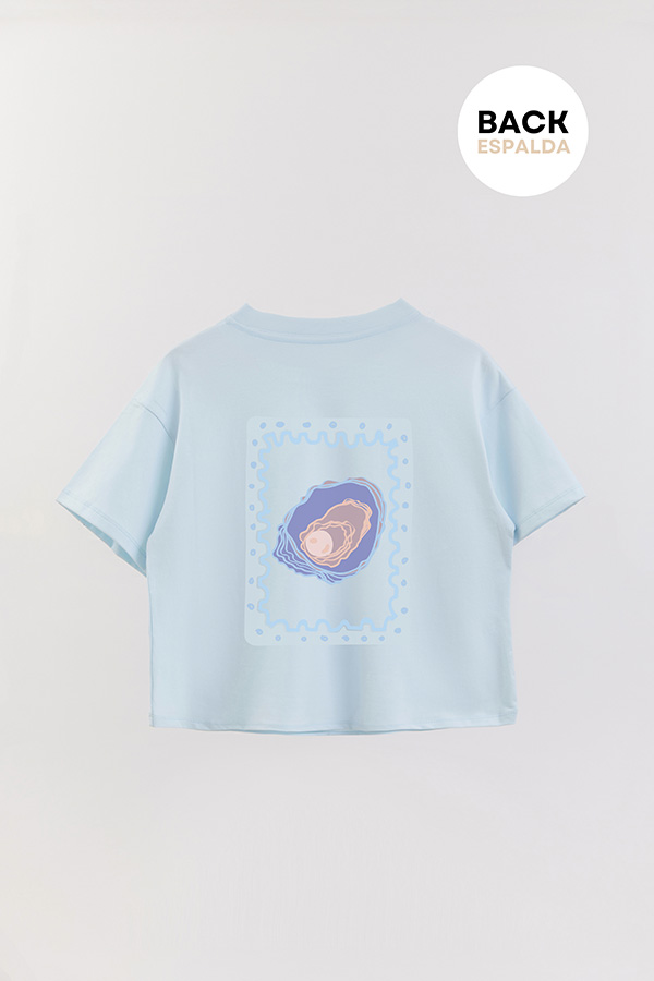 REMERA CROP FB TRAVEL STAMP 10
