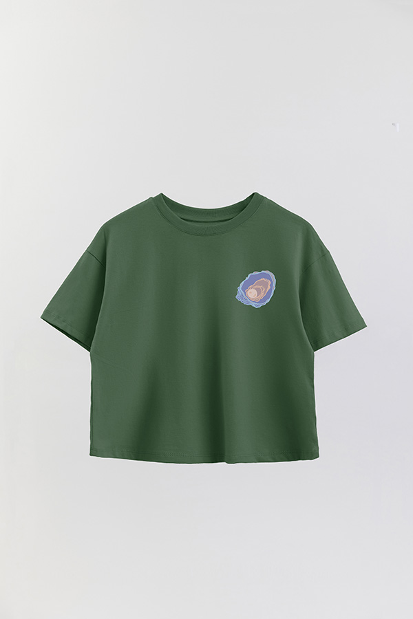 REMERA CROP FB TRAVEL STAMP 10