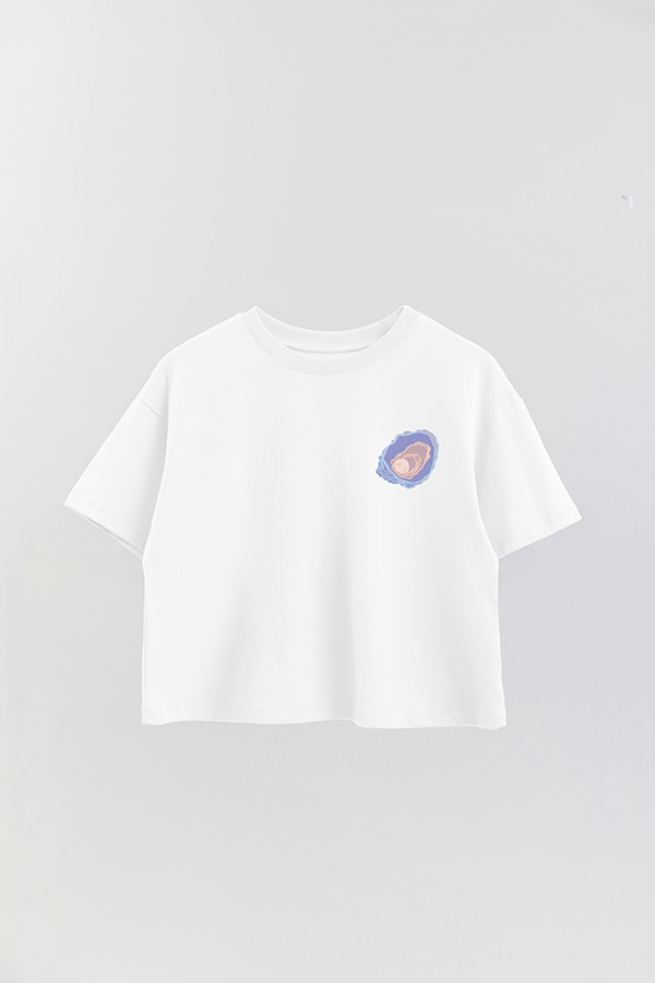 REMERA CROP FB TRAVEL STAMP 10