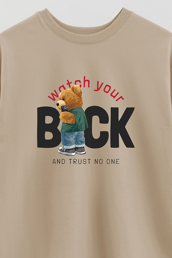 REMERA OVER ESTAMPADA UNISEX WATCH YOUR BACK